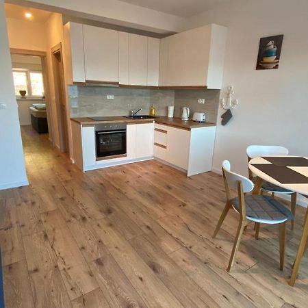 Apartments Elena Lokva Rogoznica Ngoại thất bức ảnh